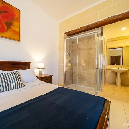 Lunzjata Maisonette Apartament Victoria