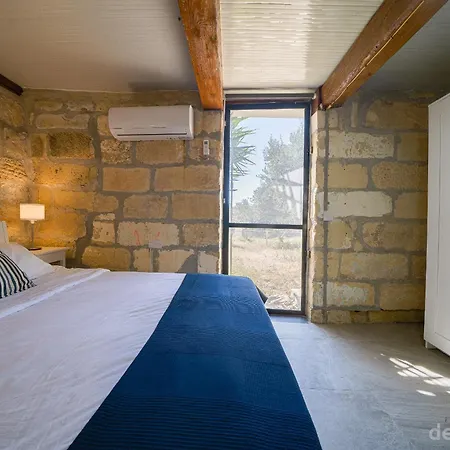 Lunzjata Maisonette Victoria