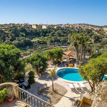 Lunzjata Maisonette Victoria