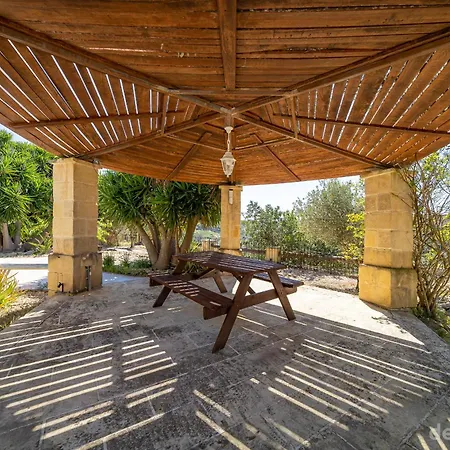 Lunzjata Maisonette Apartament