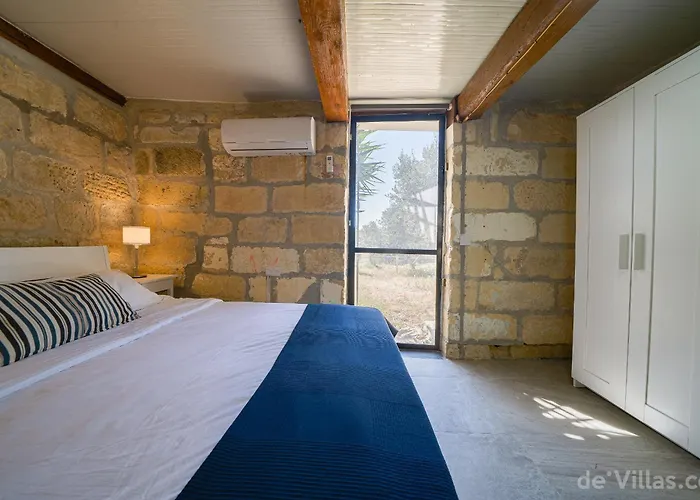 Lunzjata Maisonette Victoria