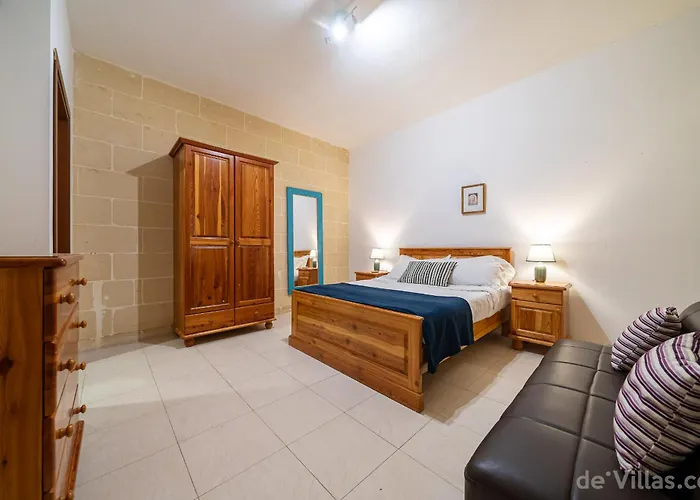 Lunzjata Maisonette Apartamento