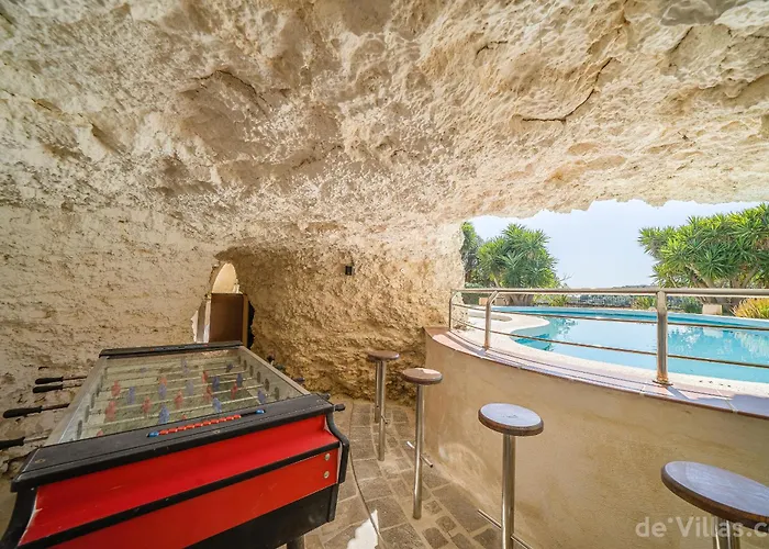 Lunzjata Maisonette *