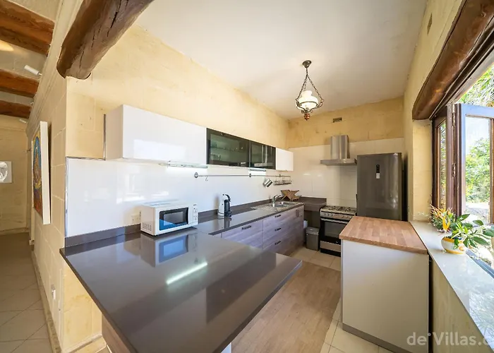 Διαμέρισμα Lunzjata Maisonette *